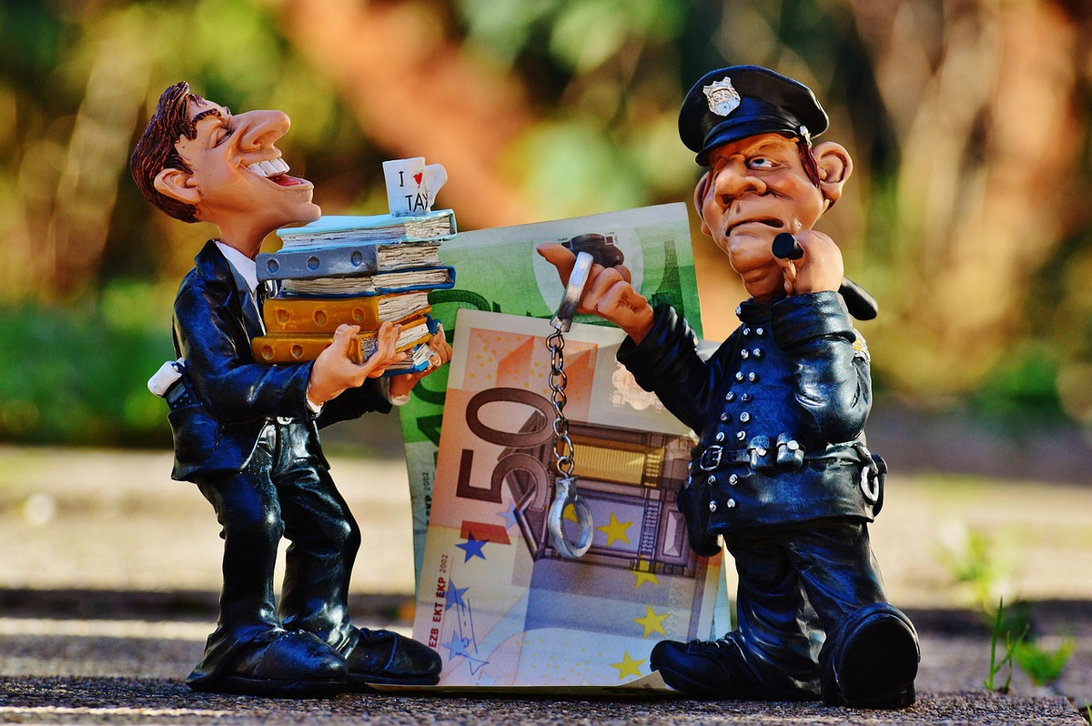 A visual metaphor depicting two distinct business outcomes: one showing finances alongside a personal home precariously exposed and vulnerable; the other showing finances securely contained within a robust structure that shields the home, illustrating the critical impact of business form choice on taxes and personal liability.