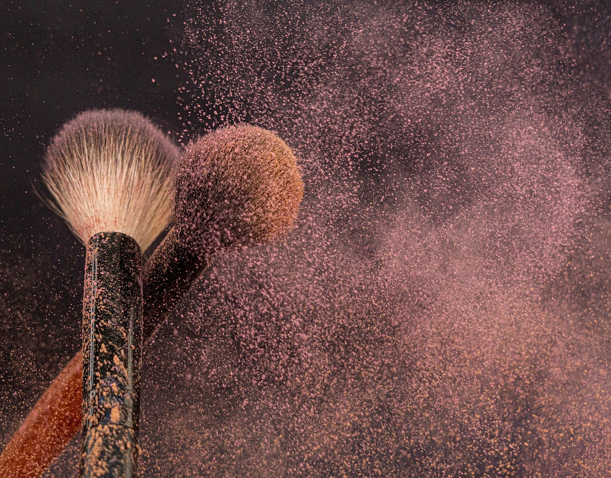 A sleek, modern business building with one half supported by a solid, protective foundation composed of legal documents and a subtle shield, while the other half rests precariously on an exposed, less stable base, visually contrasting the concepts of limited and unlimited liability in business legal structures.